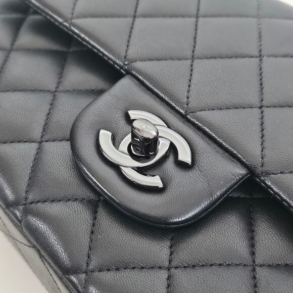 Chanel Lambskin Quilted Medium Double Flap So Black - Picture 8 of 16